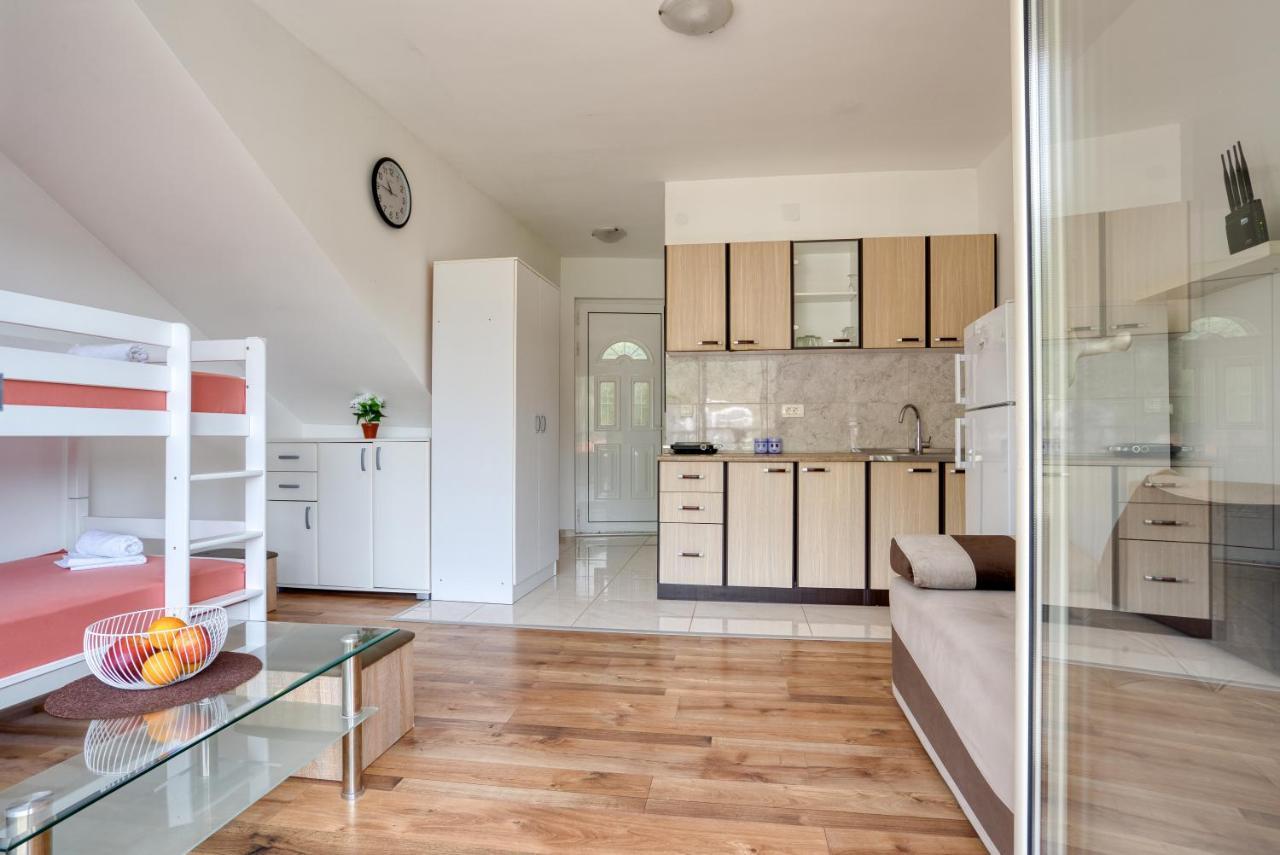 Apartmani Cukic Rafailovici Budua Esterno foto