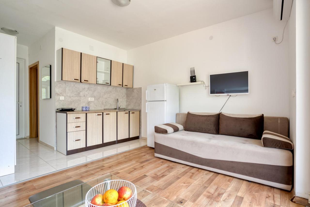 Apartmani Cukic Rafailovici Budua Esterno foto