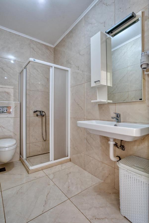 Apartmani Cukic Rafailovici Budua Esterno foto