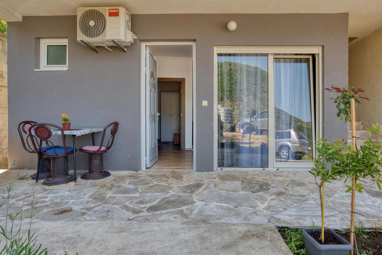Apartmani Cukic Rafailovici Budua Esterno foto